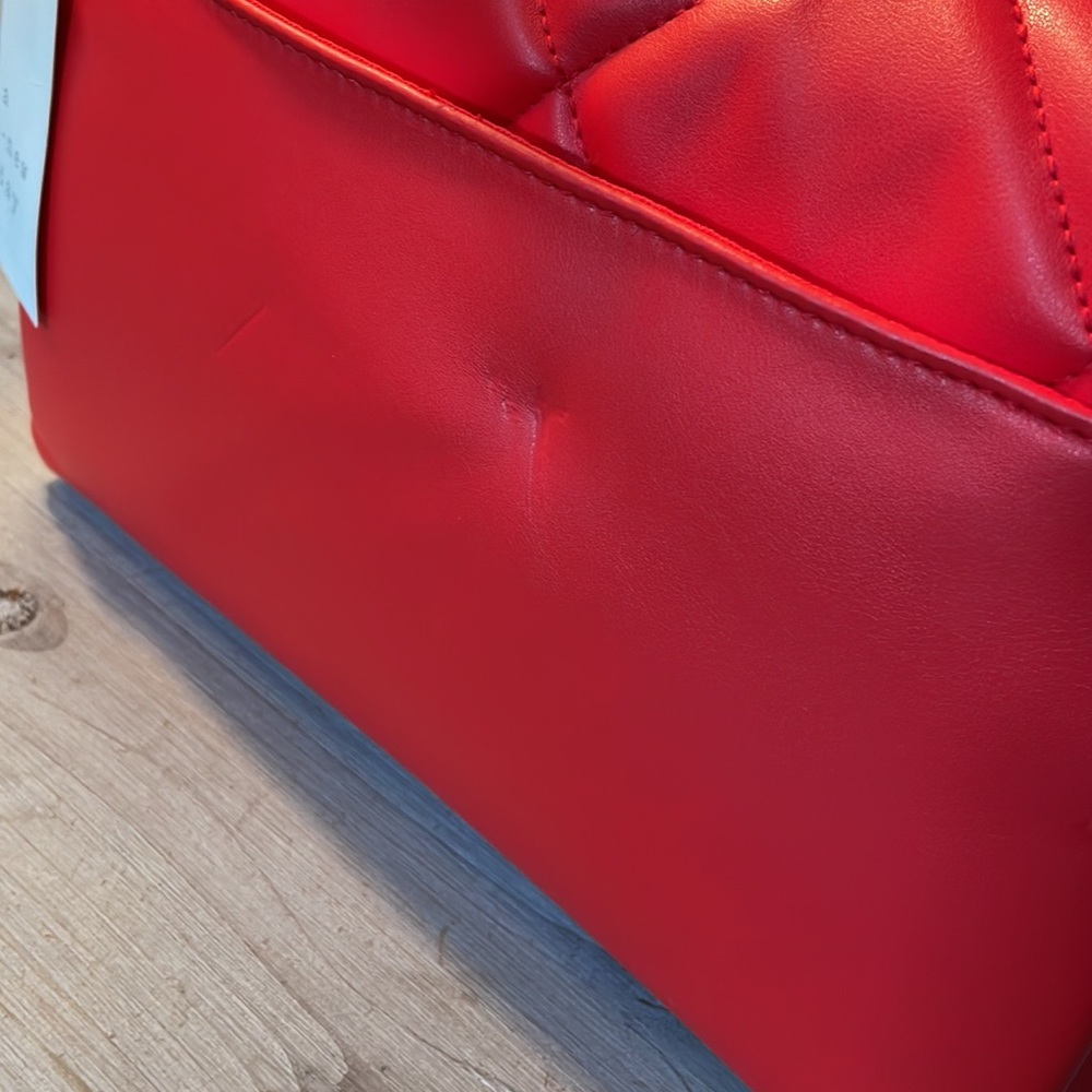 NWT A New Day Shoulder to Crossbody Quilted Red with Gold Chain Detail Bag - Picture 12 of 16